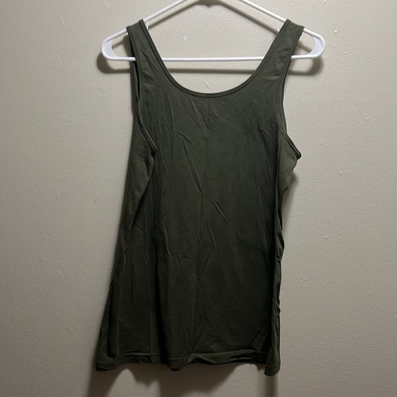 Time and Tru Summer shorts and Old Navy Tank top togeth - Picture 6 of 8